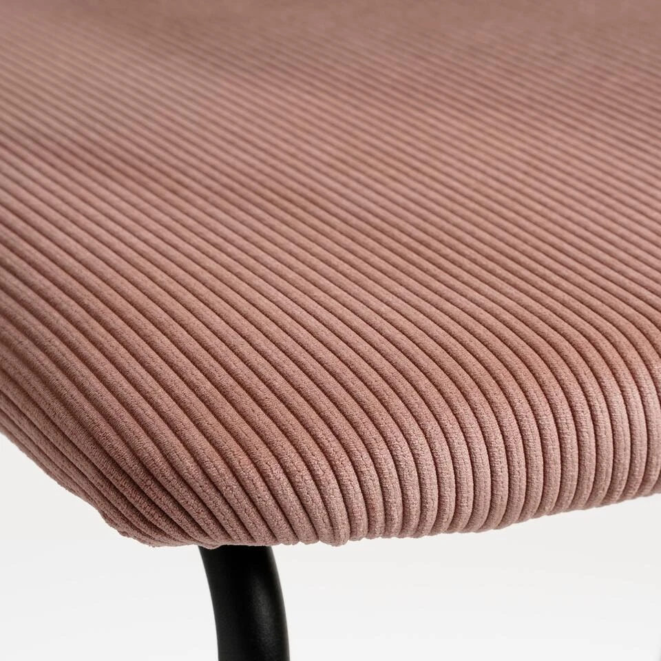 Mica Decorations Nanet Barkruk - L53 X B46 X H91 Cm - Velvet - Roze 5 Mica Decorations Nanet Barkruk - L53 X B46 X H91 Cm - Velvet - Roze - Afbeelding 3