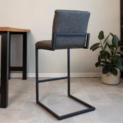 Industriële Barkruk Kuba Antraciet - Zithoogte 78 Cm - Kunstleder - Grijs -Leen Bakker Winkel 1000042375 0102