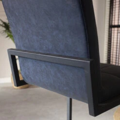 Industriële Barkruk Hoxton Blauw - Zithoogte 78 Cm - Kunstleder - Blauw -Leen Bakker Winkel 1000042392 0103