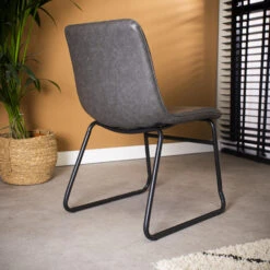 Industriële Eetkamerstoel Mark Antraciet - Kunstleder - Grijs 8 Industriële Eetkamerstoel Mark Antraciet - Kunstleder - Grijs -Leen Bakker Winkel 1000042479 0102