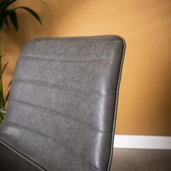 Industriële Eetkamerstoel Mark Antraciet - Kunstleder - Grijs 9 Industriële Eetkamerstoel Mark Antraciet - Kunstleder - Grijs -Leen Bakker Winkel 1000042479 0103