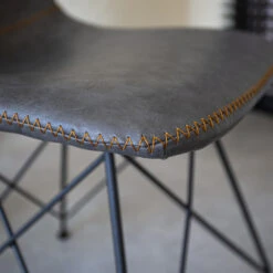 Industriële Eetkamerstoel Viano Antraciet - Kunstleder - Grijs -Leen Bakker Winkel 1000042482 0103