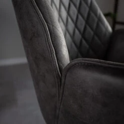 Industriële Barkruk Novan Antraciet - Zithoogte 68 Cm - Stof - Grijs -Leen Bakker Winkel 1000054629 0103