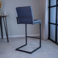 Industriële Barkruk Ruben Blauw - Zithoogte 78 Cm - Kunstleder - Blauw -Leen Bakker Winkel 1000061263 0103