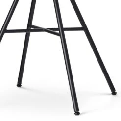 Nolon Noa-Mare Eetkamerstoel Bouclé Beige - Armleuning - Zwarte Poten -Leen Bakker Winkel 12f2b9106b2a484fbf61202e7720ac93