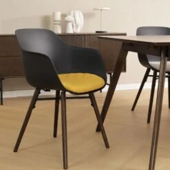 Nolon Nena-Liz Eetkamerstoel Zwart - Okergeel Kussen - Walnoot -Leen Bakker Winkel 1e96b95bc9ec4a60b8ab818f1d9d4fbd