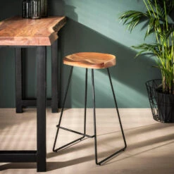 Fraaai - Larissa Barstoel Houten Zitting - Massief Acacia Naturel -Leen Bakker Winkel 5504dfa4e7224f4980c31f2fdebe58b6