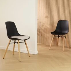 Nolon Nena-Pip Eetkamerstoel Zwart - Kunststof - Houten Poten -Leen Bakker Winkel 57756ab67aff45ad9a635c925d77f755