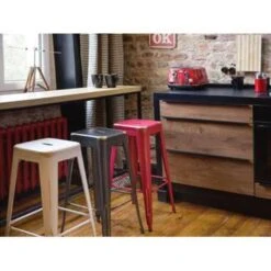 Beliani Barkruk CABRILLO - Zwart Metaal -Leen Bakker Winkel 633308c00a39447690ab57b3309f89c4