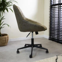 Industriële Draaibare Bureaustoel Emily Groen - 64,50x60x84 Cm - Stof - Groen -Leen Bakker Winkel 68b14f885afd475a9a2c299dd943a1f9