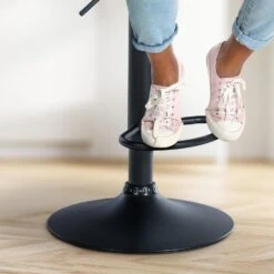 CLP Barkruk Olinda Zwart Frame - Fluweel - Blauw -Leen Bakker Winkel 77997041a796460cab8c5a0b054b982c