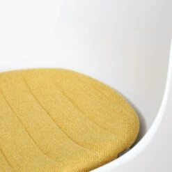 Nolon Nout-Liz Bureaustoel Wit - Okergeel Kussen - Zwart Onderstel -Leen Bakker Winkel 7d9906997a8c4ca8b7320713405dbcd2