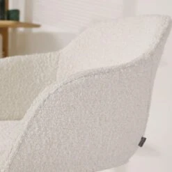 Nolon Noa-Mare Eetkamerstoel Bouclé Beige - Armleuning - Zwarte Poten -Leen Bakker Winkel 7f768b489ad4464c9c8fb12016c9cc48