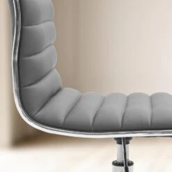 CLP Bureaustoel Alamosa Chroom Frame - Kunstleer - Grijs -Leen Bakker Winkel c3aa3e2348ee4795adce8eead84a0c60