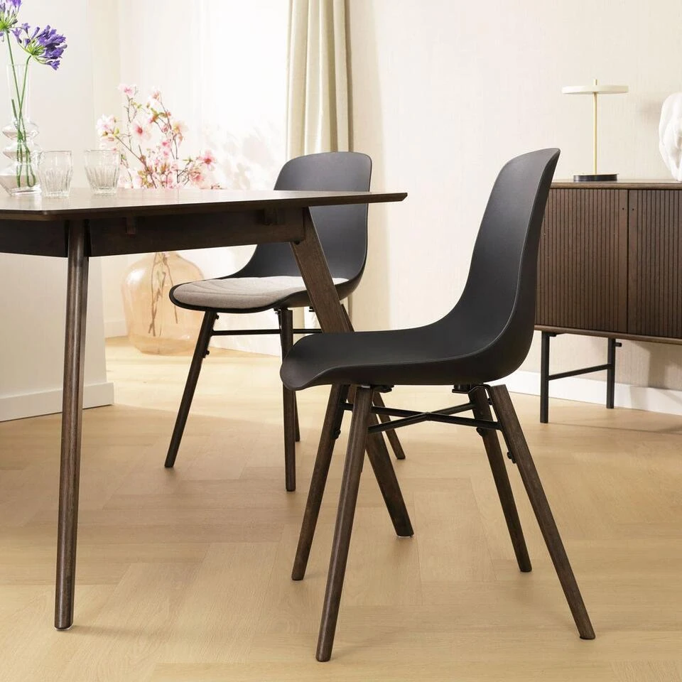 Nolon Nena-Pip Eetkamerstoel Zwart - Kunststof - Walnoot Poten 9 Nolon Nena-Pip Eetkamerstoel Zwart - Kunststof - Walnoot Poten - Afbeelding 7