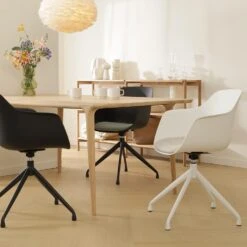 Nolon Nola-Liz Eetkamerstoel Zwart - Zacht Groen - Draaibaar - Wit -Leen Bakker Winkel d285a72a077d4939ab542c0cd5447deb