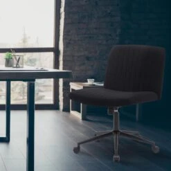 CLP Bureaustoel Kingman Zwart Frame - Stof - Zwart -Leen Bakker Winkel ddab4d206a2a499cb21c418e1dbc4ef0