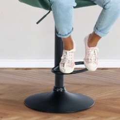 CLP Set Van 2 Barkruk Braga Zwart Frame - Fluweel - Donkergroen -Leen Bakker Winkel e2aeb6e4efeb4e97bb41760599654228